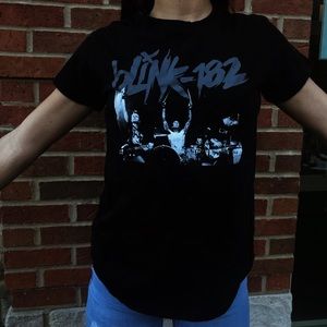 Blink-182 shirt